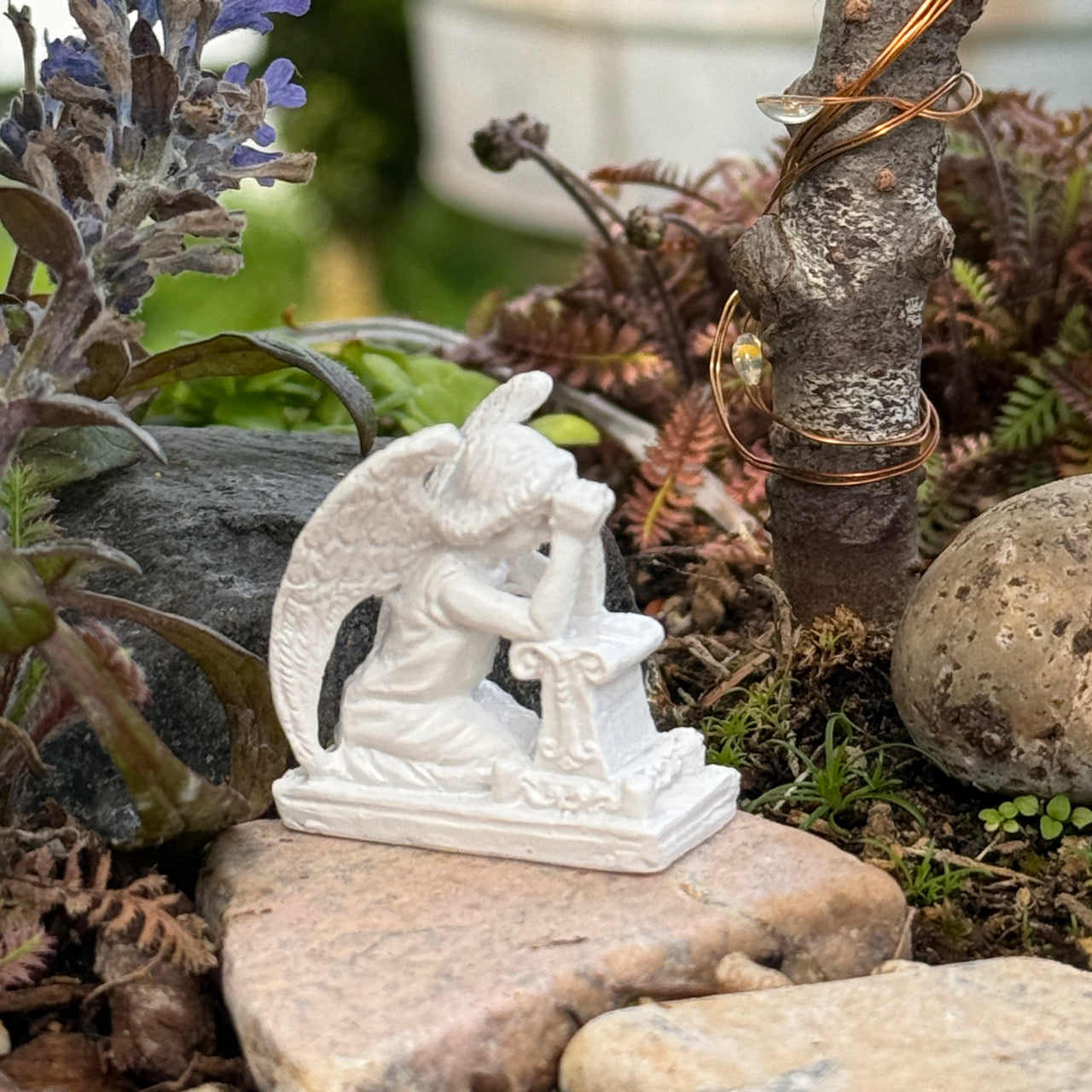 Praying Angel, Faux Marble, Staked