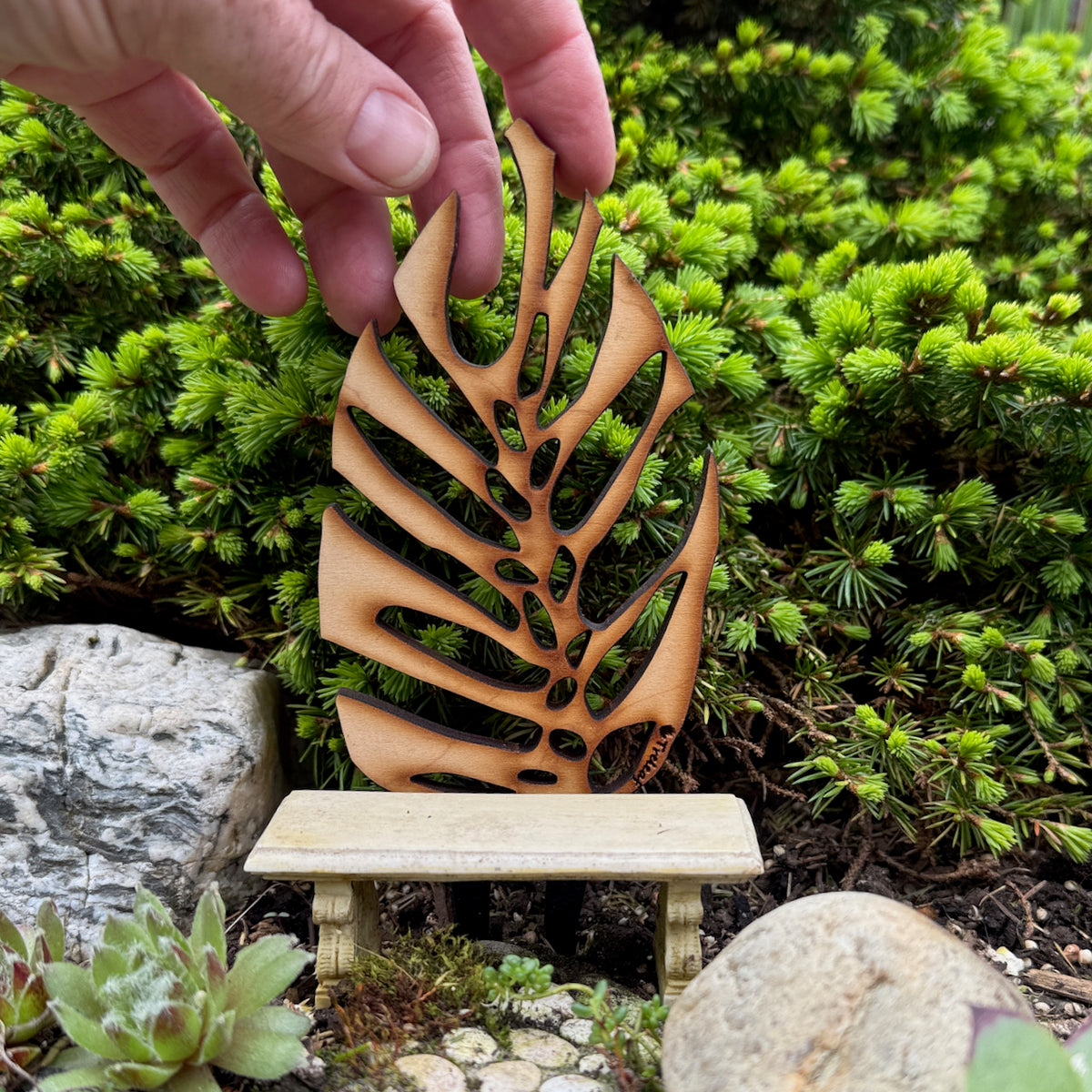 Miniature Monstera Trellis