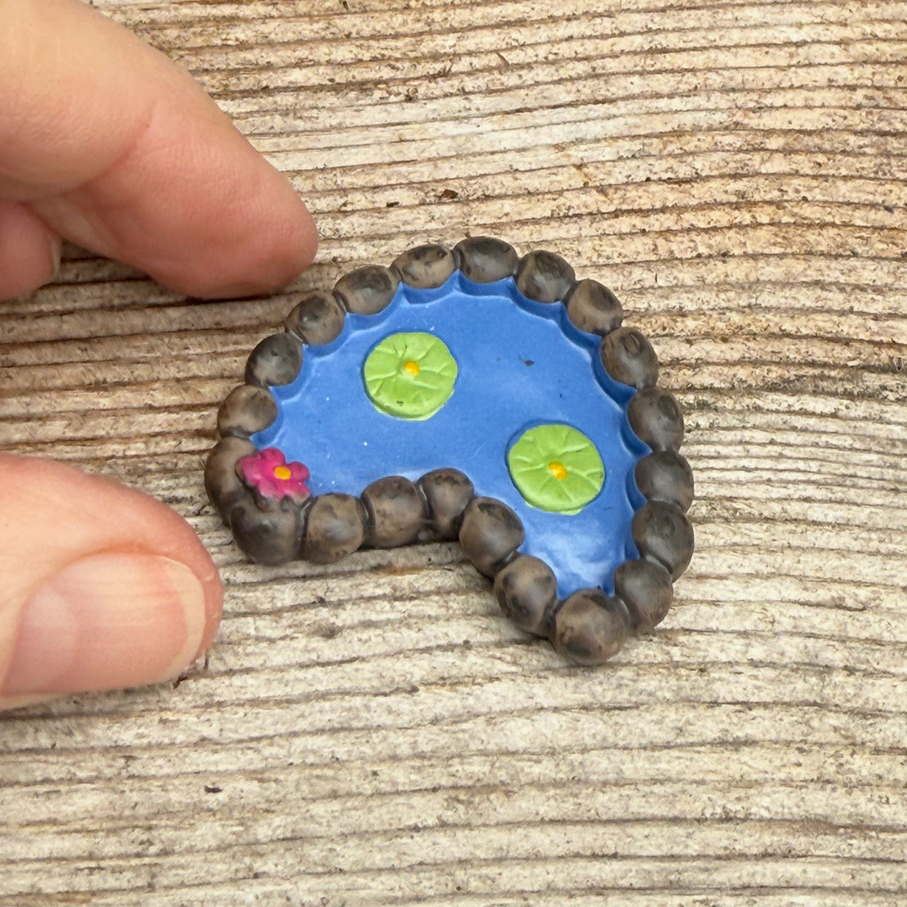 Tiny Lily Pad Pond, Lagoon Shape