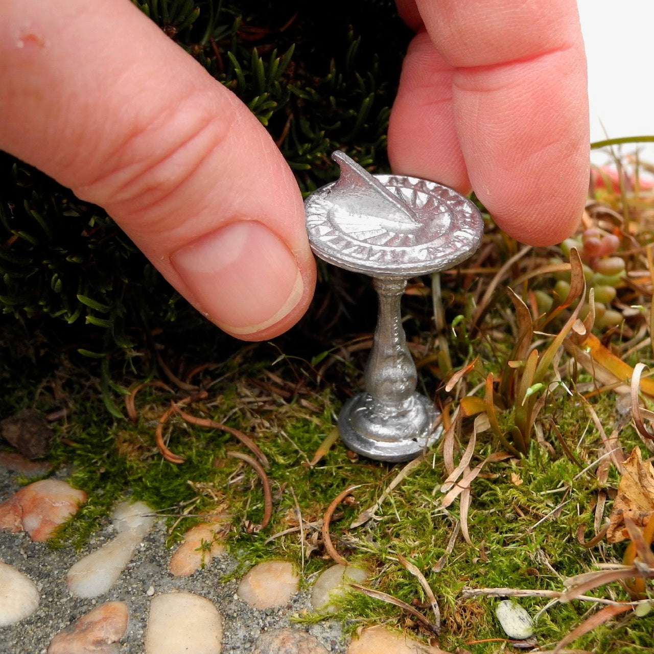 Sundial, Metal, Staked